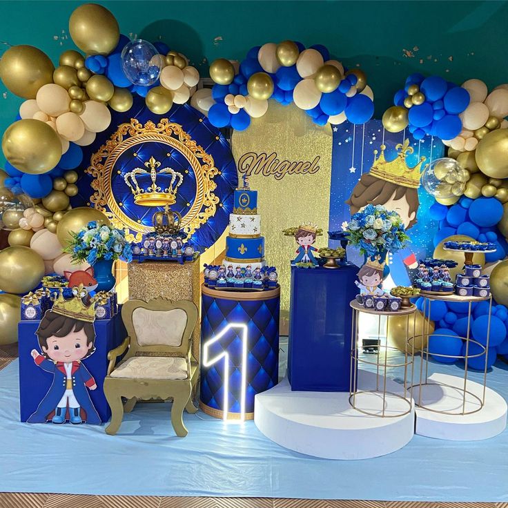 Festa montada com moldes â exemplo 9